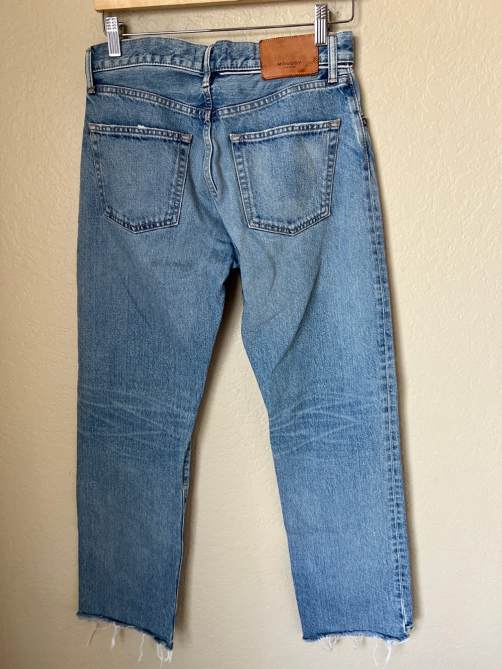 Moussy vintage step hem straight leg jeans 27 - Picture 6 of 8